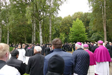 Pontifikalrequiem und Beisetzung von Weihbischof em. Johannes Kapp (Foto: Karl-Franz Thiede)